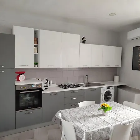 アパート Al Civico 14 フォッジア